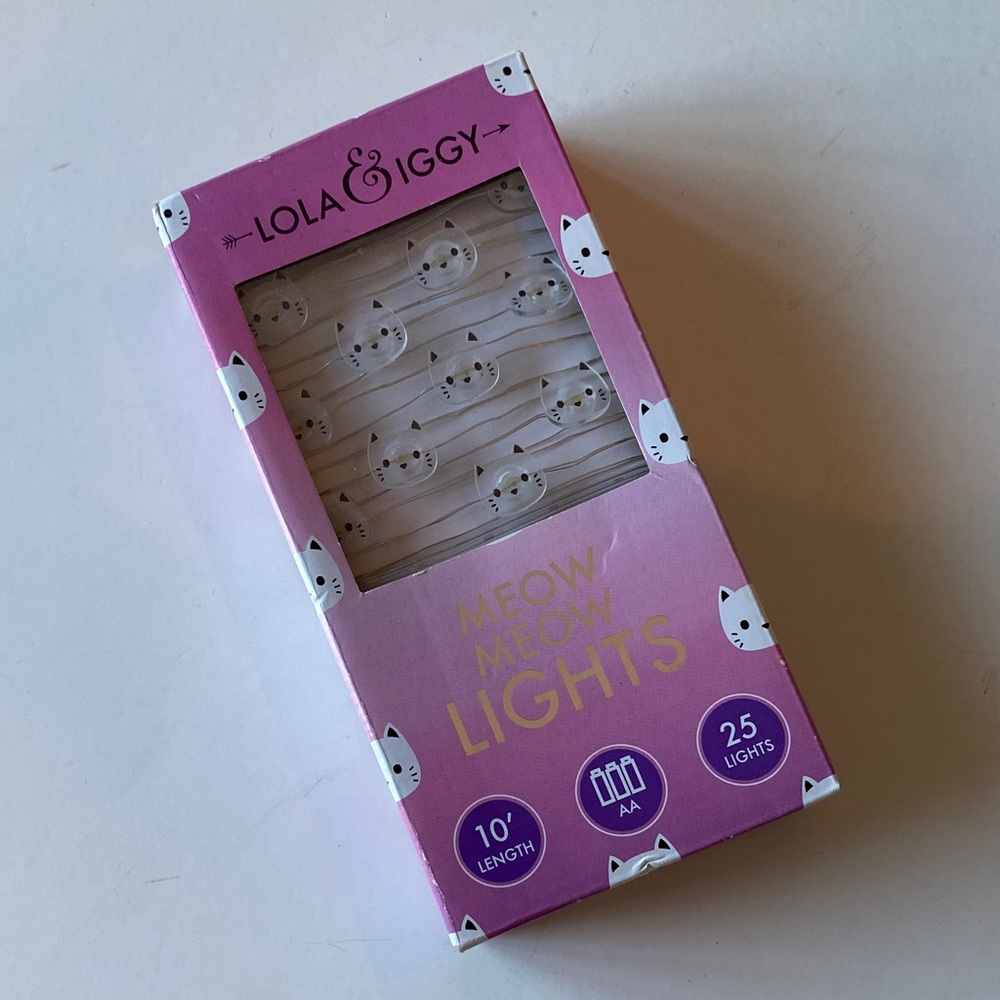 Lola & Iggy Cat String Lights